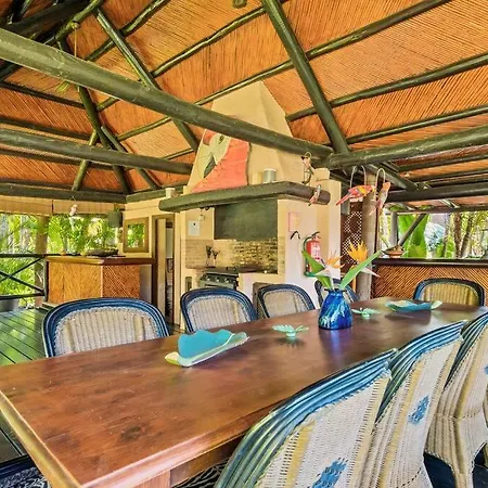 Grand Estate With Tropical Gardens Marbella