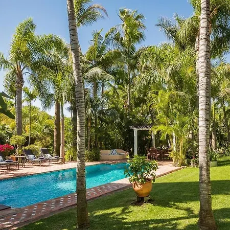 Grand Estate With Tropical Gardens Willa Marbella